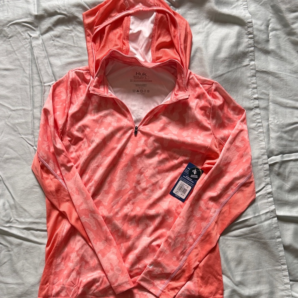 Huk Coral Moisture Fishing Shirt